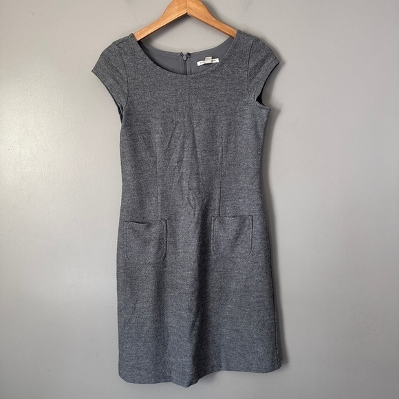 Banana Republic Dresses & Skirts - Banana republic grey wool sheath dress